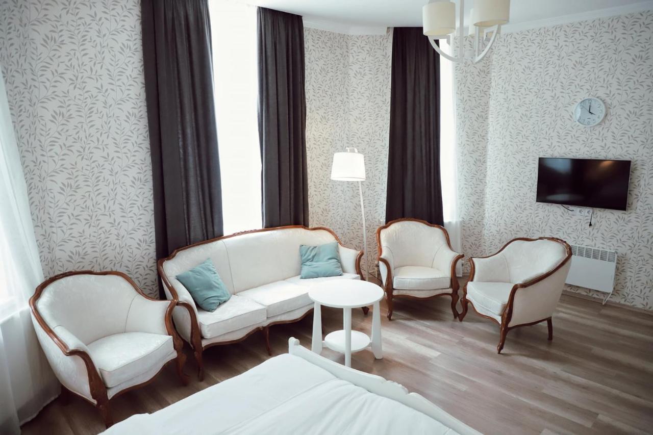 อบาสตูมานี เรสซิเดนซ์ Hotel อบาสตูมานิ ภายนอก รูปภาพ